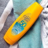 کرم ضدآفتاب و رطوبت رسان صورت و بدن SPF50 آون