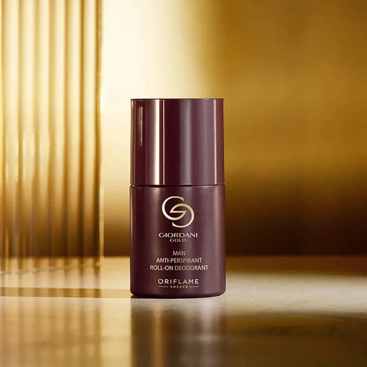 مام رول ضد تعریق Giordani Gold Man